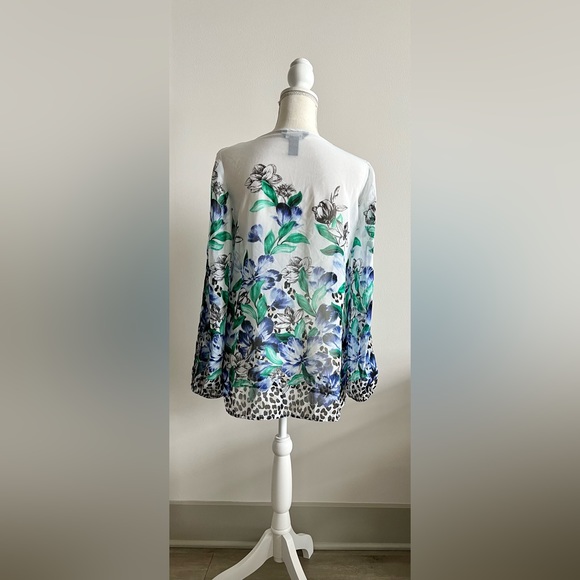 White House Black Market Blouse - Size 4 - Picture 3 of 10